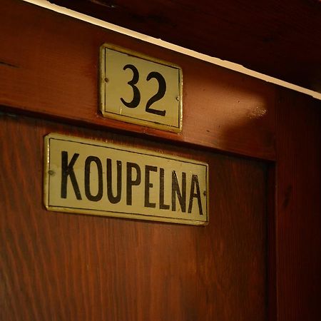 Hotel Dum Bratri Capku Budislav  Zewnętrze zdjęcie