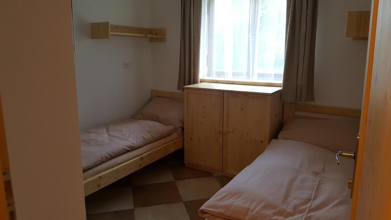 Hotel Dum Bratri Capku Budislav  Zewnętrze zdjęcie
